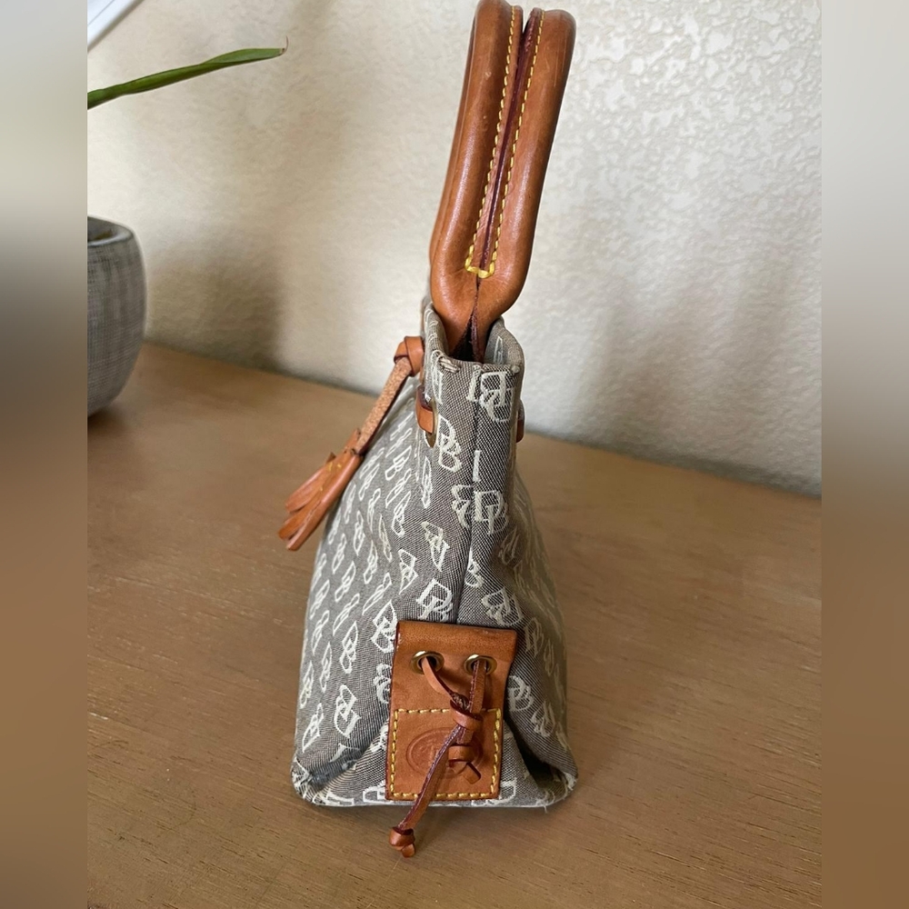 Must Have! Pristine Condition Mini Dooney & Bourk… - image 5